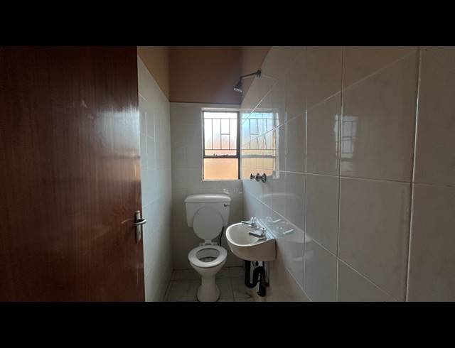 4 BEDROOM HOUSE FOR SALE IN MEYERSDAL